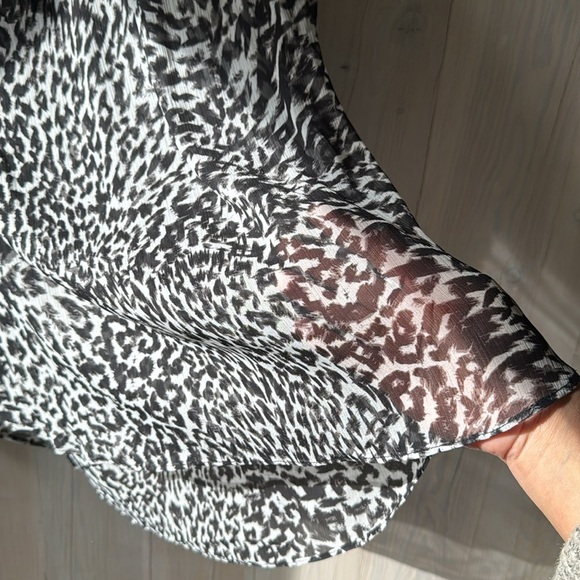 Ana Sheer Leopard Blouse Size M - Picture 5 of 9
